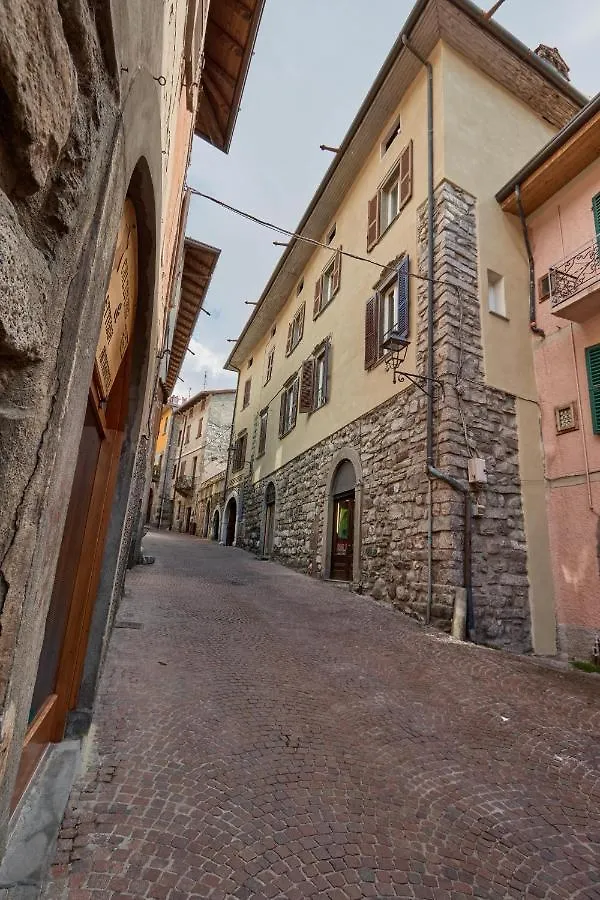 Appartamento Charme Nel Borgo Di Bienno Di Design, Natura & Relax Italia