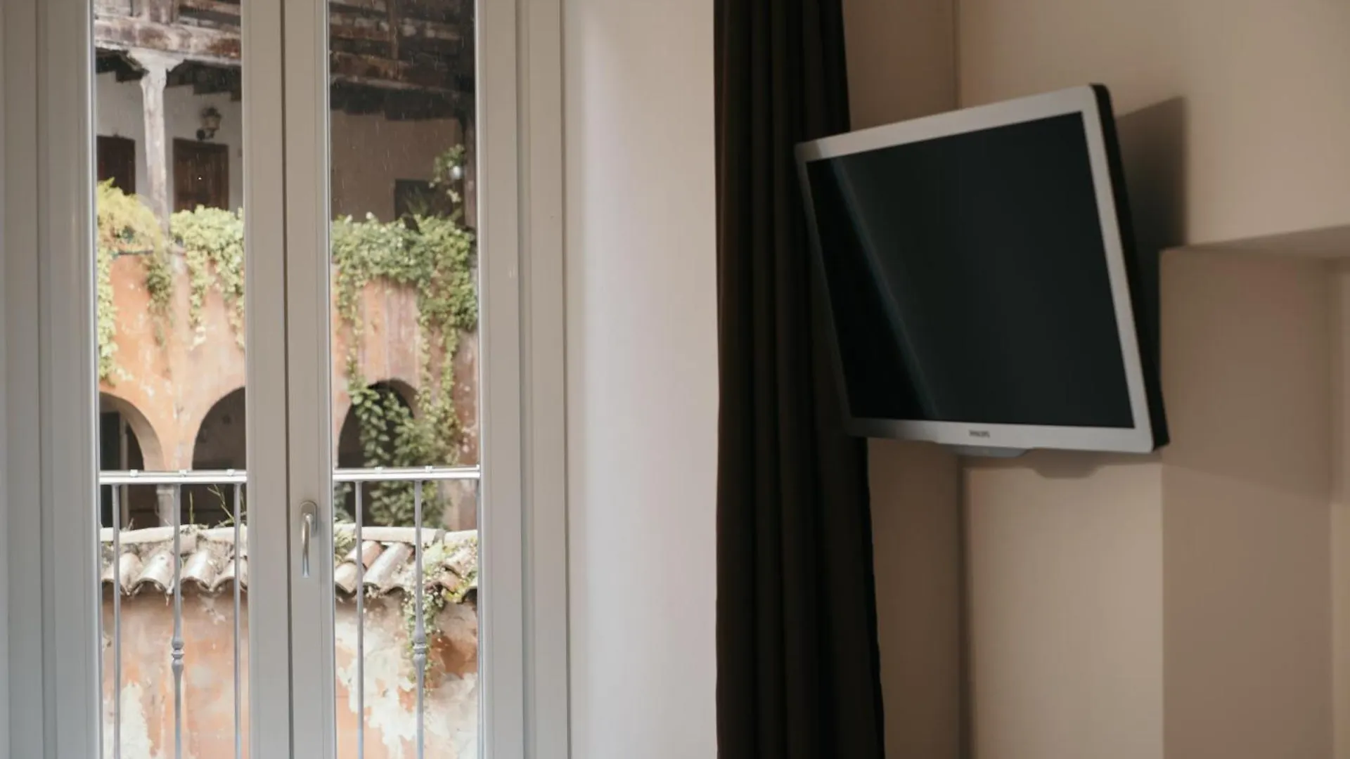 Charme Nel Borgo Di Bienno Di Design, Natura & Relax
