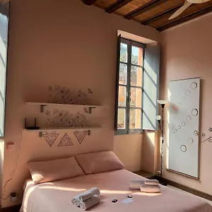 Minimal Con Travi A Vista , Piacenza Italia